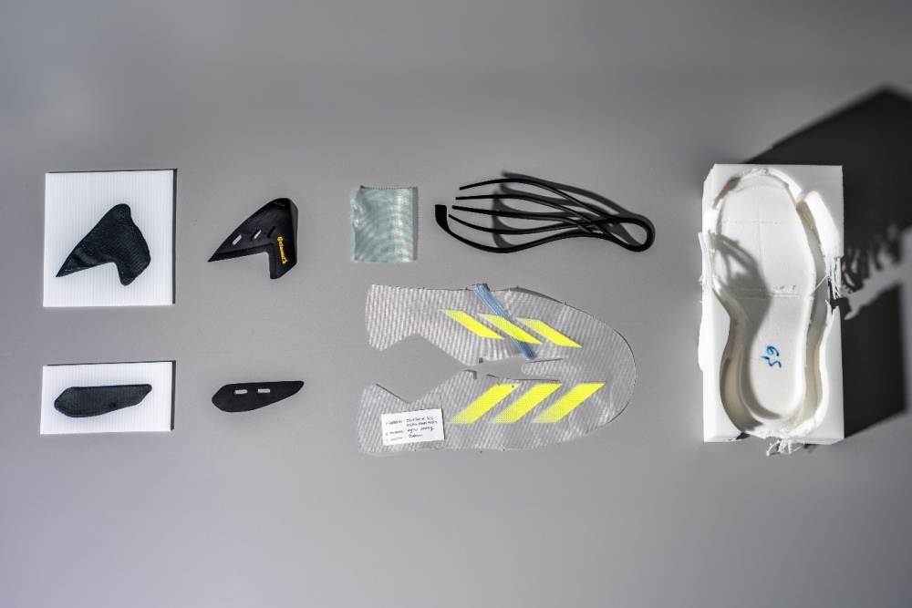 要價近兩萬只能穿一次？adidas ADIZERO ADIOS PRO EVO 1 搭載史上最強黑科技，全球僅限定 521 雙！