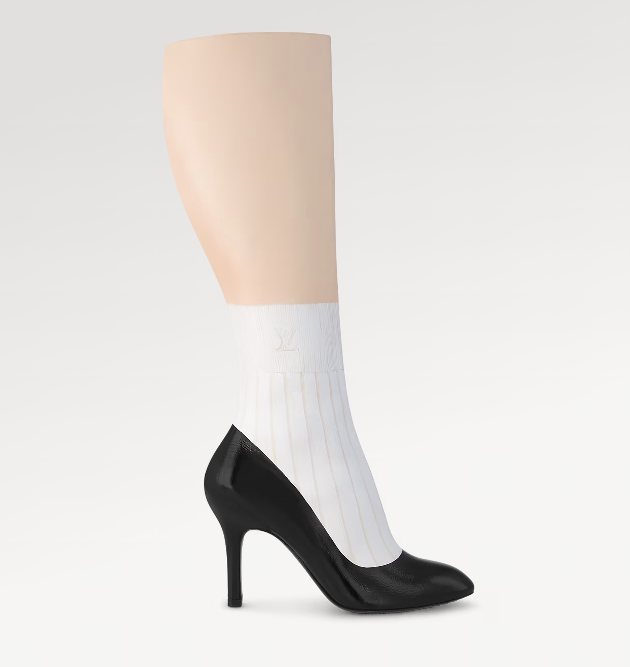 就問你會怎麼搭？Louis Vuitton 推出要價近 10 萬的錯視靴！