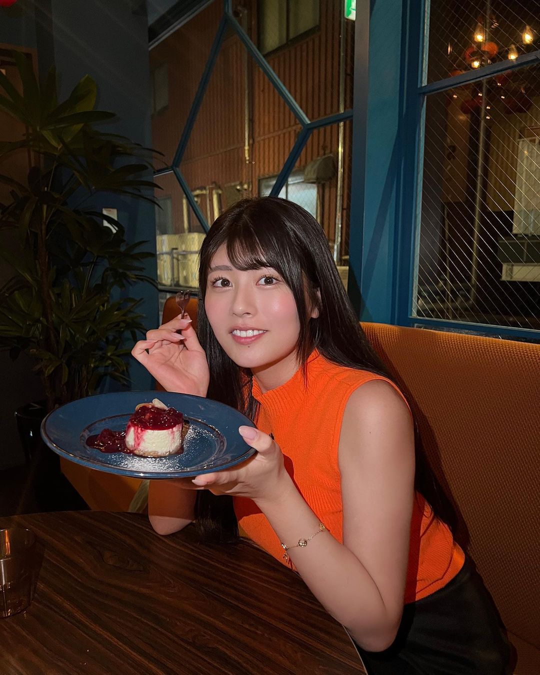 「H 杯版有村架純」萬聖節扮成明日香！網友：我被 OO 蒙蔽了雙眼！