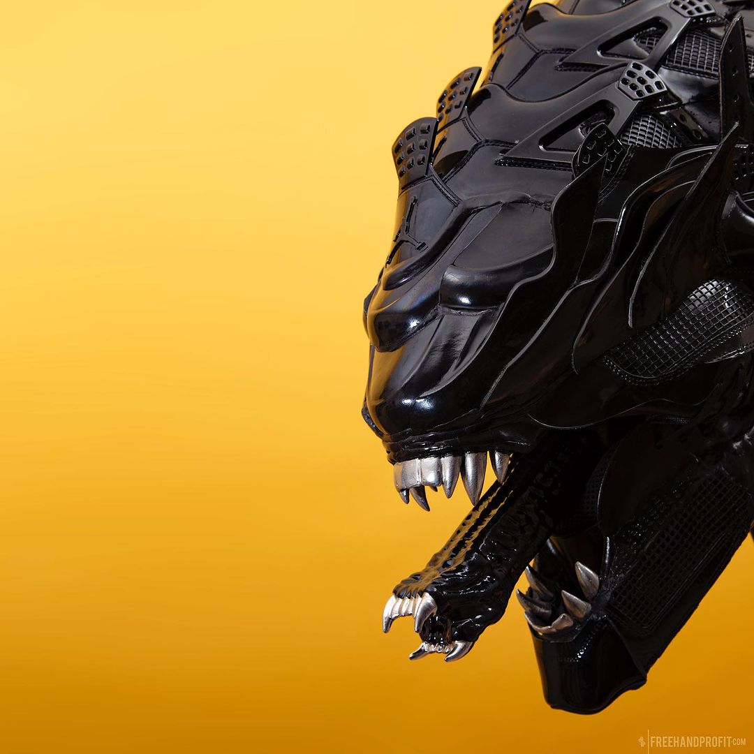 鬼斧神工！設計師打造 Air Jordan 4「異形」定製球鞋面具