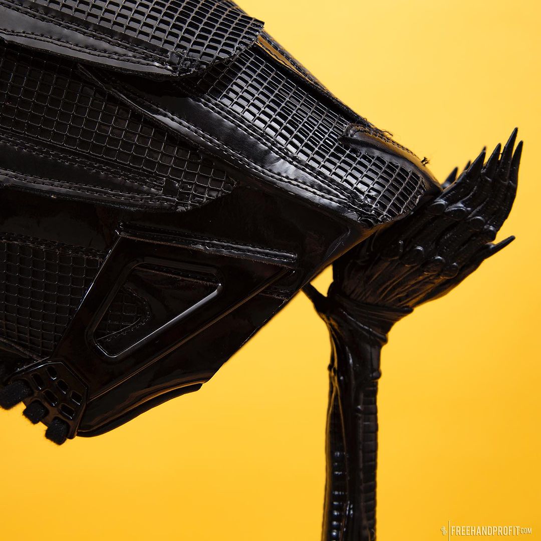 鬼斧神工！設計師打造 Air Jordan 4「異形」定製球鞋面具