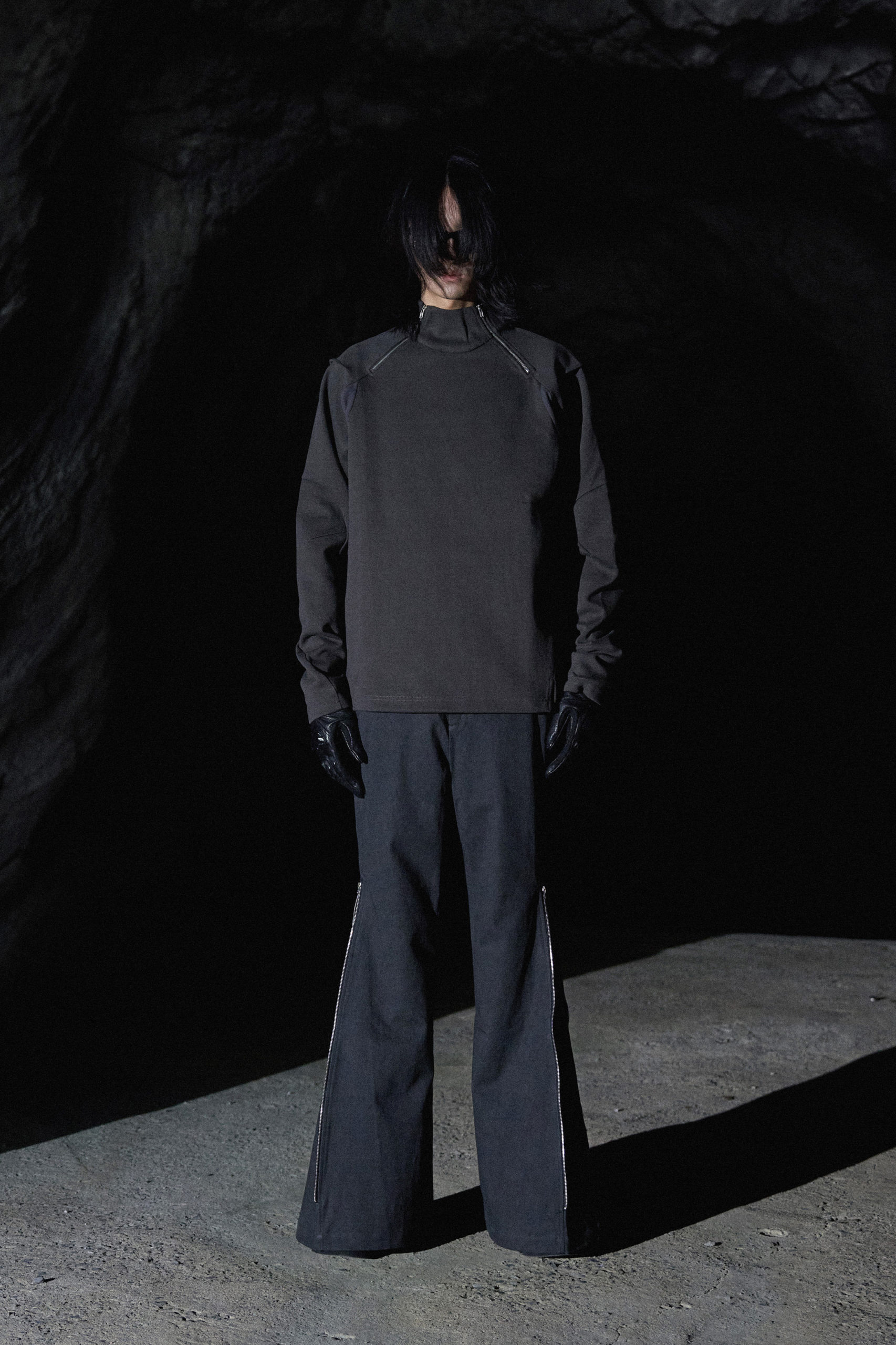 外面有點冷的時候，就該來一件吧！EQUALNEAR 2023 秋冬系列 LOOKBOOK 正式發佈！