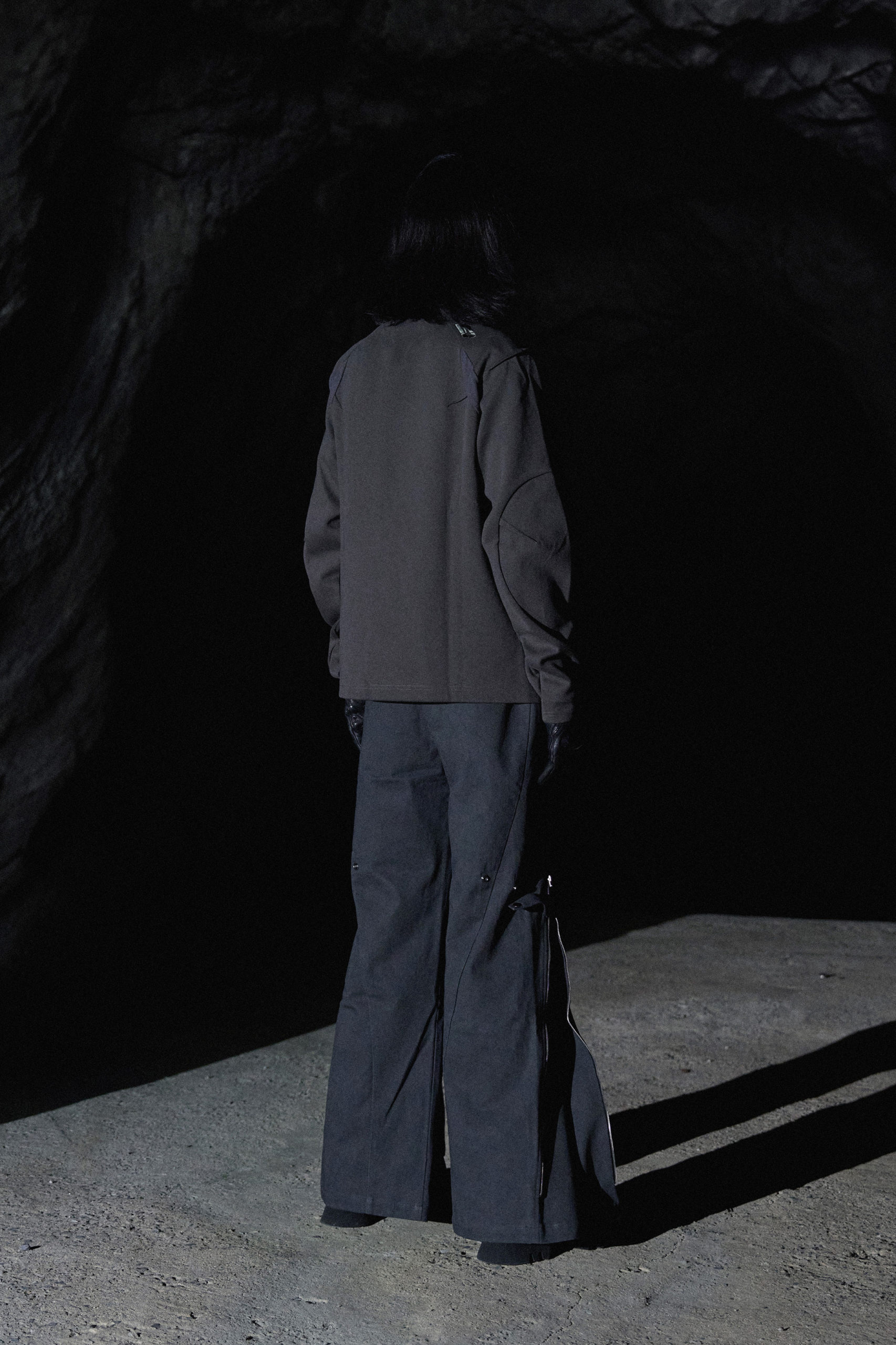 外面有點冷的時候，就該來一件吧！EQUALNEAR 2023 秋冬系列 LOOKBOOK 正式發佈！