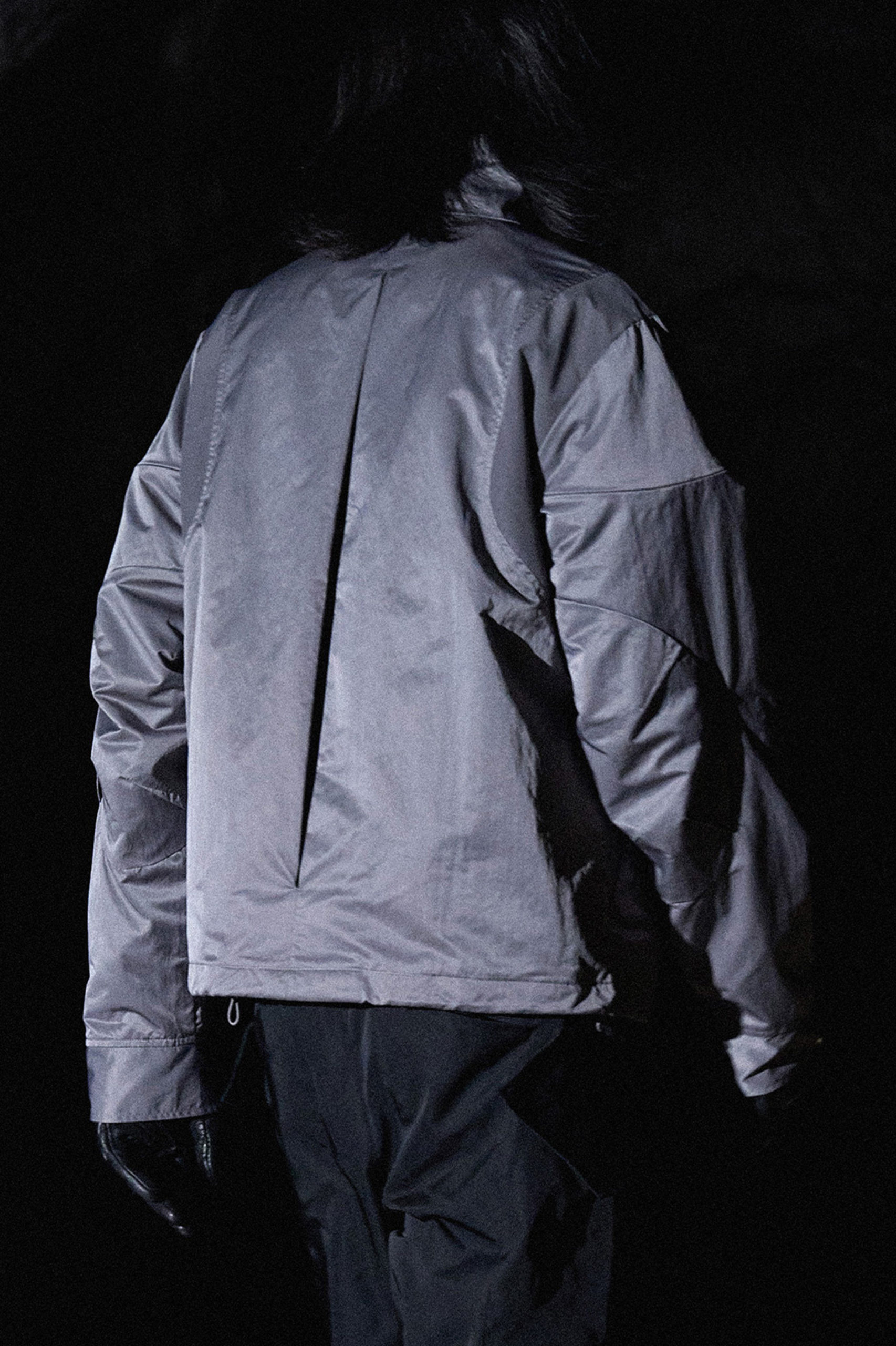 外面有點冷的時候，就該來一件吧！EQUALNEAR 2023 秋冬系列 LOOKBOOK 正式發佈！