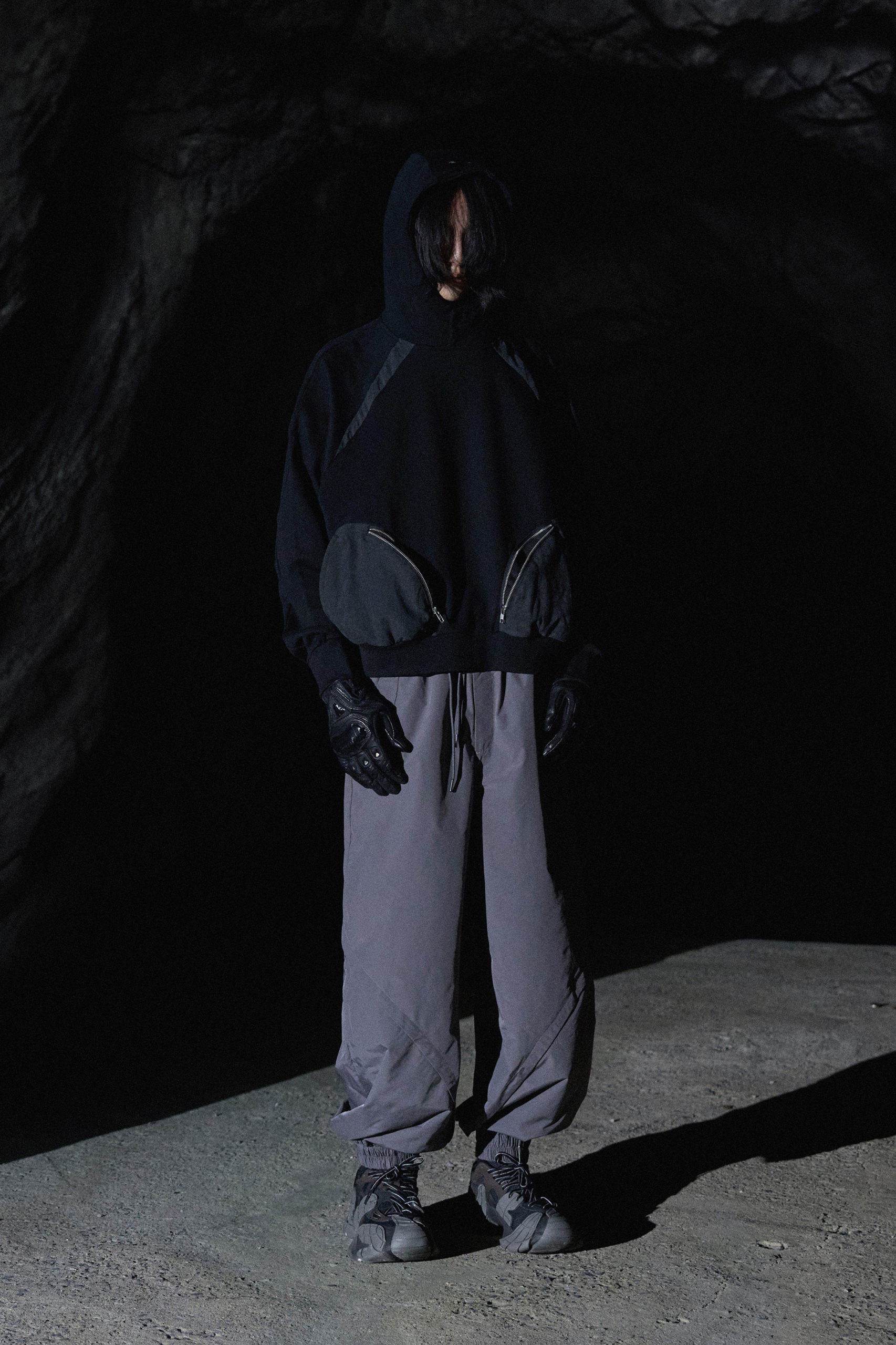 外面有點冷的時候，就該來一件吧！EQUALNEAR 2023 秋冬系列 LOOKBOOK 正式發佈！