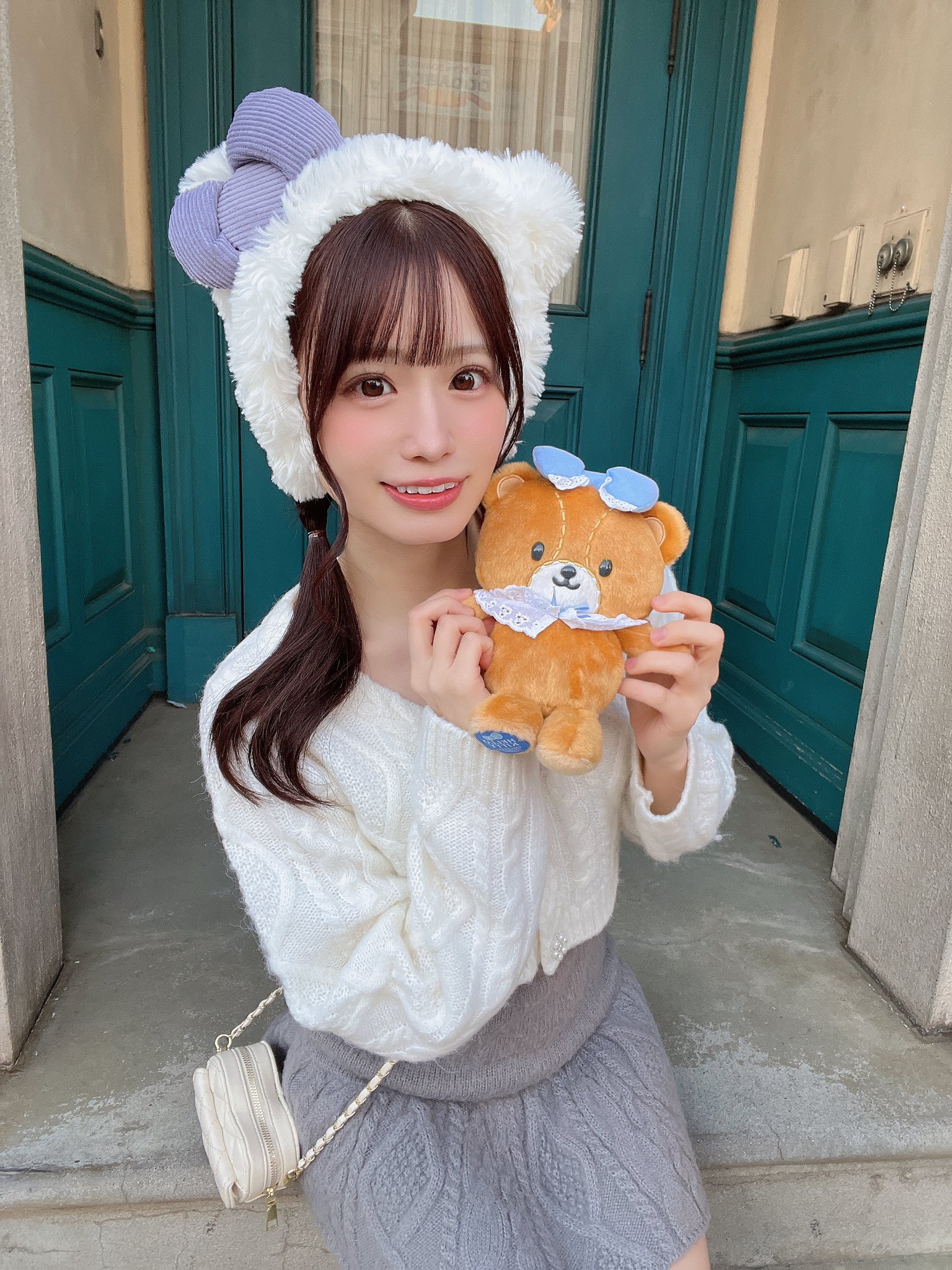 粉絲興奮直呼：全力應援！三大「專屬女優」不僅組建偶像團隊，更將於 12 月發行音樂作品