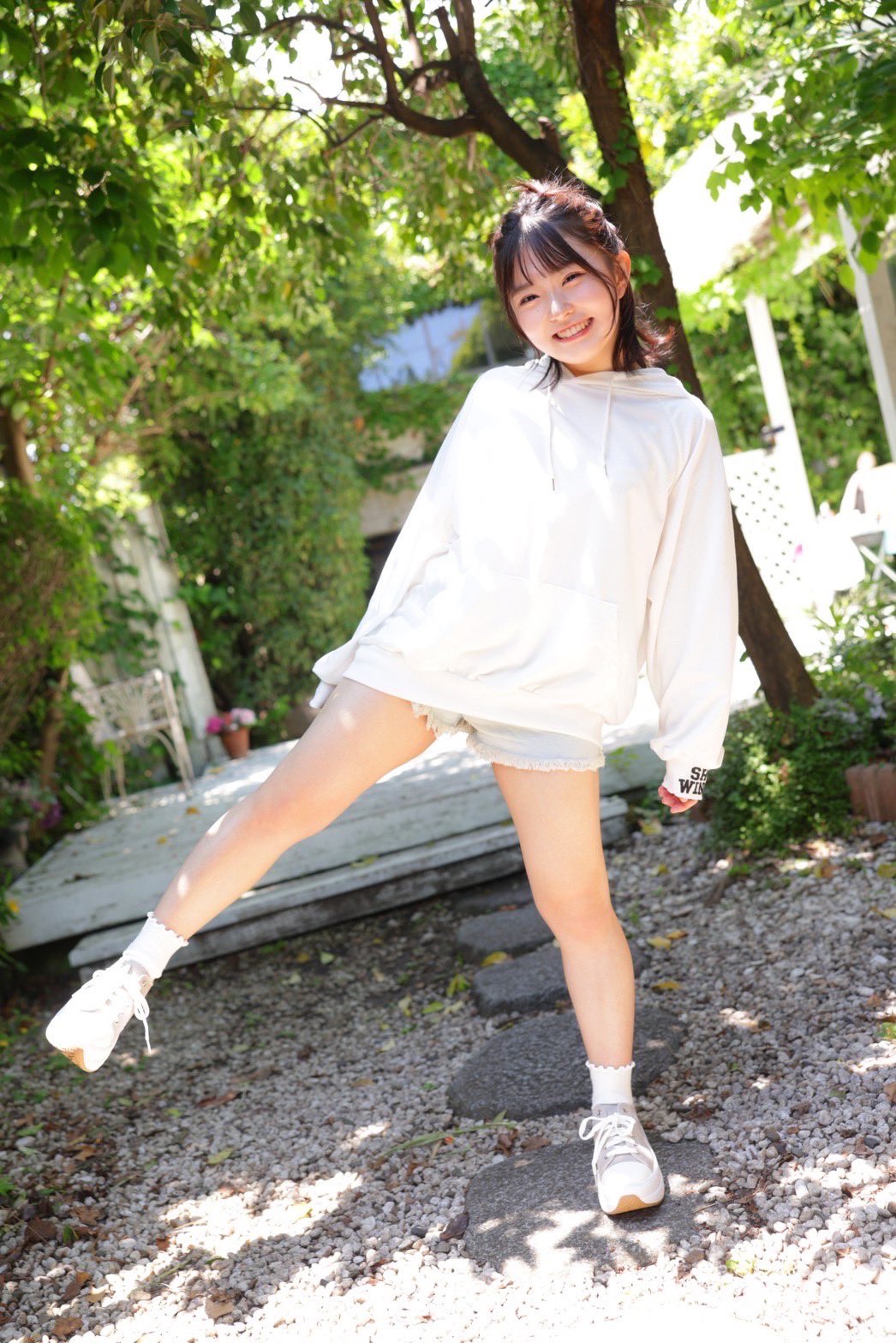 迅速累積上千粉絲追蹤！超新星女優「月本海咲」將於月底亮相個人出道作