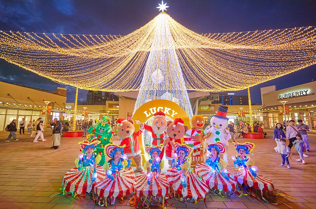 華泰名品城「 幸運聖誕村」飄雪了！3 大打卡點好拍＋41 攤聖誕市集好逛＋2 折起 OUTLET 好買