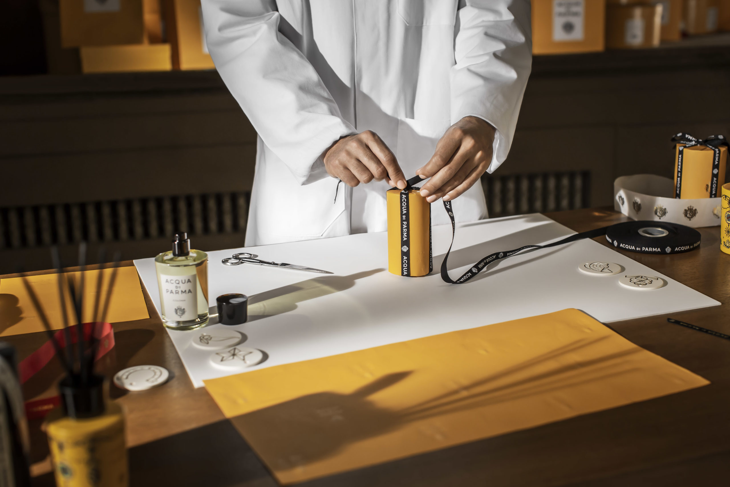 聖誕送禮首選！ACQUA DI PARMA 推出聖誕限定系列，香你整個 12 月！