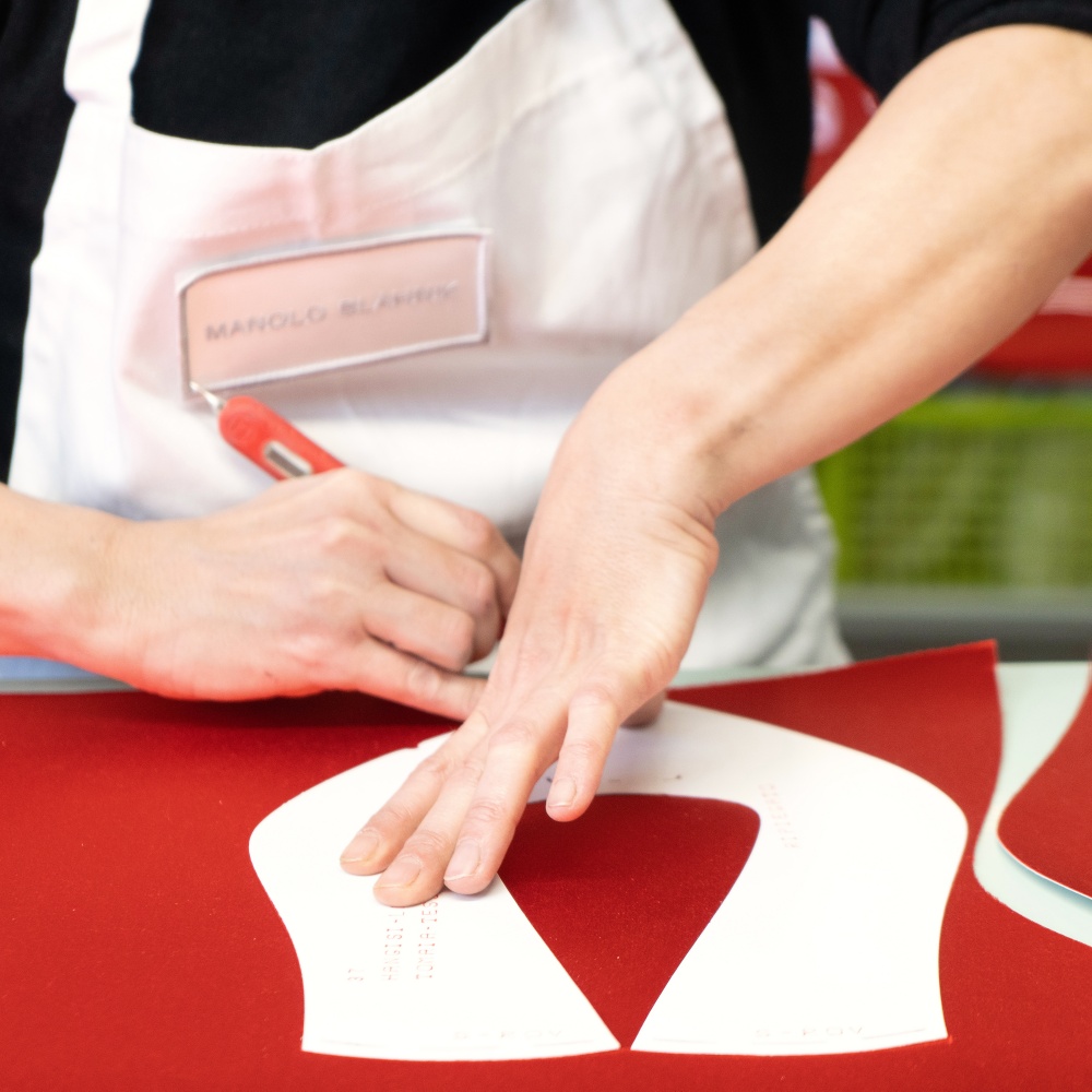 將藝術融入生活！氣質女神曾愷玹搶先體驗 Manolo Blahnik 「The Craft」互動網站！