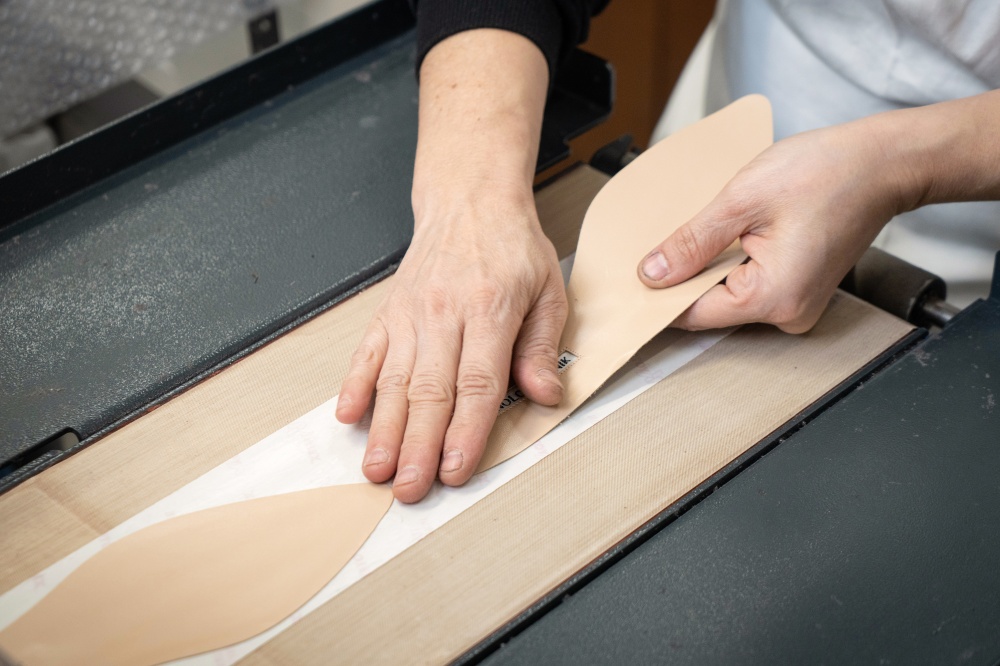 將藝術融入生活！氣質女神曾愷玹搶先體驗 Manolo Blahnik 「The Craft」互動網站！