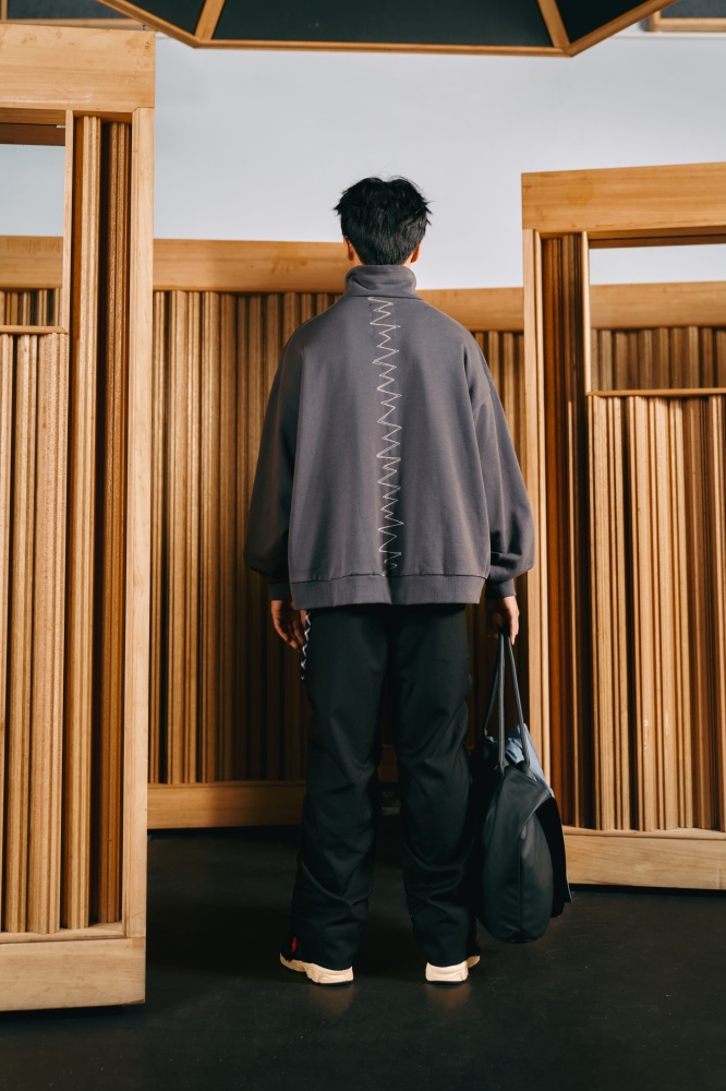 「南西肯恩」首次參與服裝拍攝！ MELSIGN 全新秋冬系列登場，與音樂交織出的相容美感！