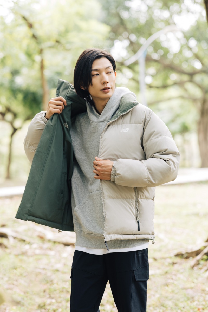 IU 實著超好看！New Balance 限定 SDS 冬季系列正式登場，羽絨系列帥又保暖！