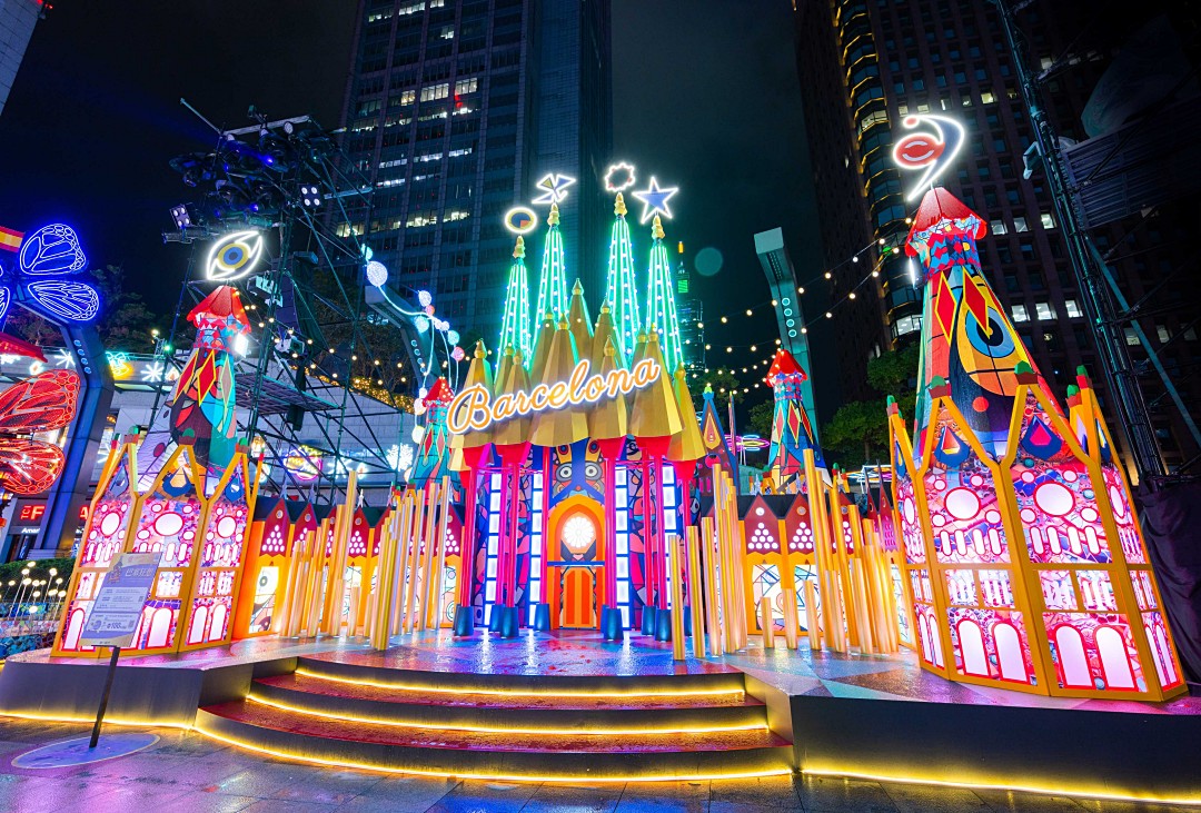 COOL潮遊｜2023全台聖誕樹收集中！絕美銀白聖誕浪漫唯美、全台第一顆 LV 聖誕樹必打卡（持續更新）