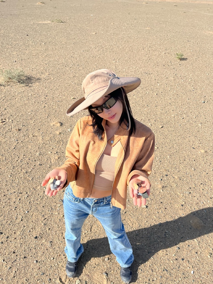 音樂才女 Lexie劉柏辛全新單曲《Delulu》MV 用 iPhone 15 Pro Max 拍攝「一個悲傷女孩的浪漫幻想。」