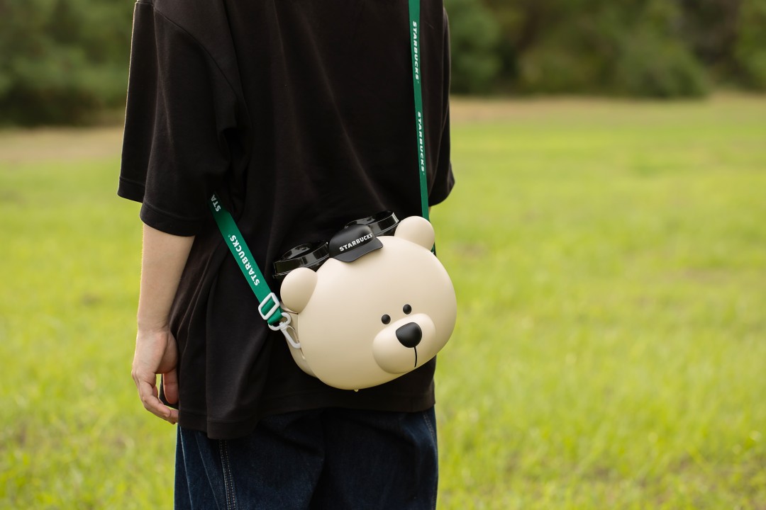 喝咖啡只是順便！星巴克特色門市「沙鹿北勢」新開幕買一送一！限定「黑糖抹茶葛粉那堤、Bearista熊杯架」想收！