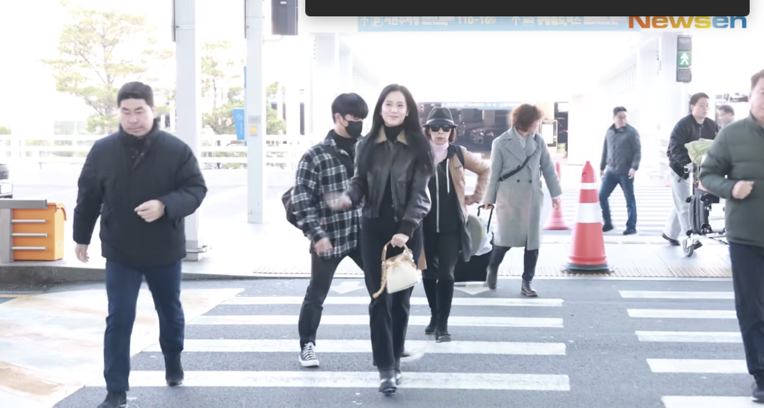 會變女打仔嗎？BLACKPINK JISOO 證實參演殭屍影集《流感》！並透露劇中將有很多動作戲份！