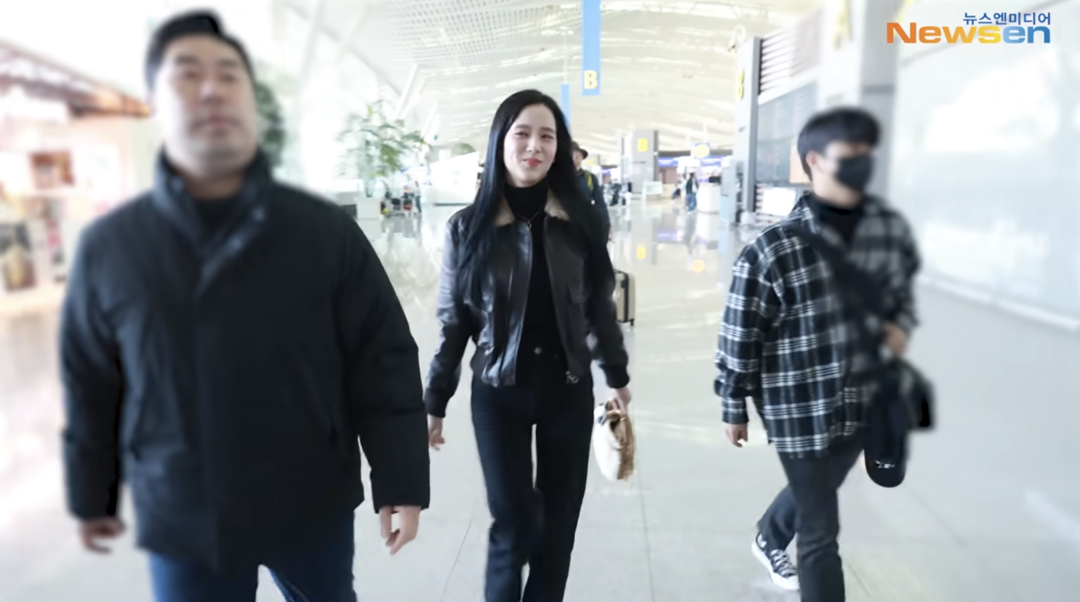 會變女打仔嗎？BLACKPINK JISOO 證實參演殭屍影集《流感》！並透露劇中將有很多動作戲份！