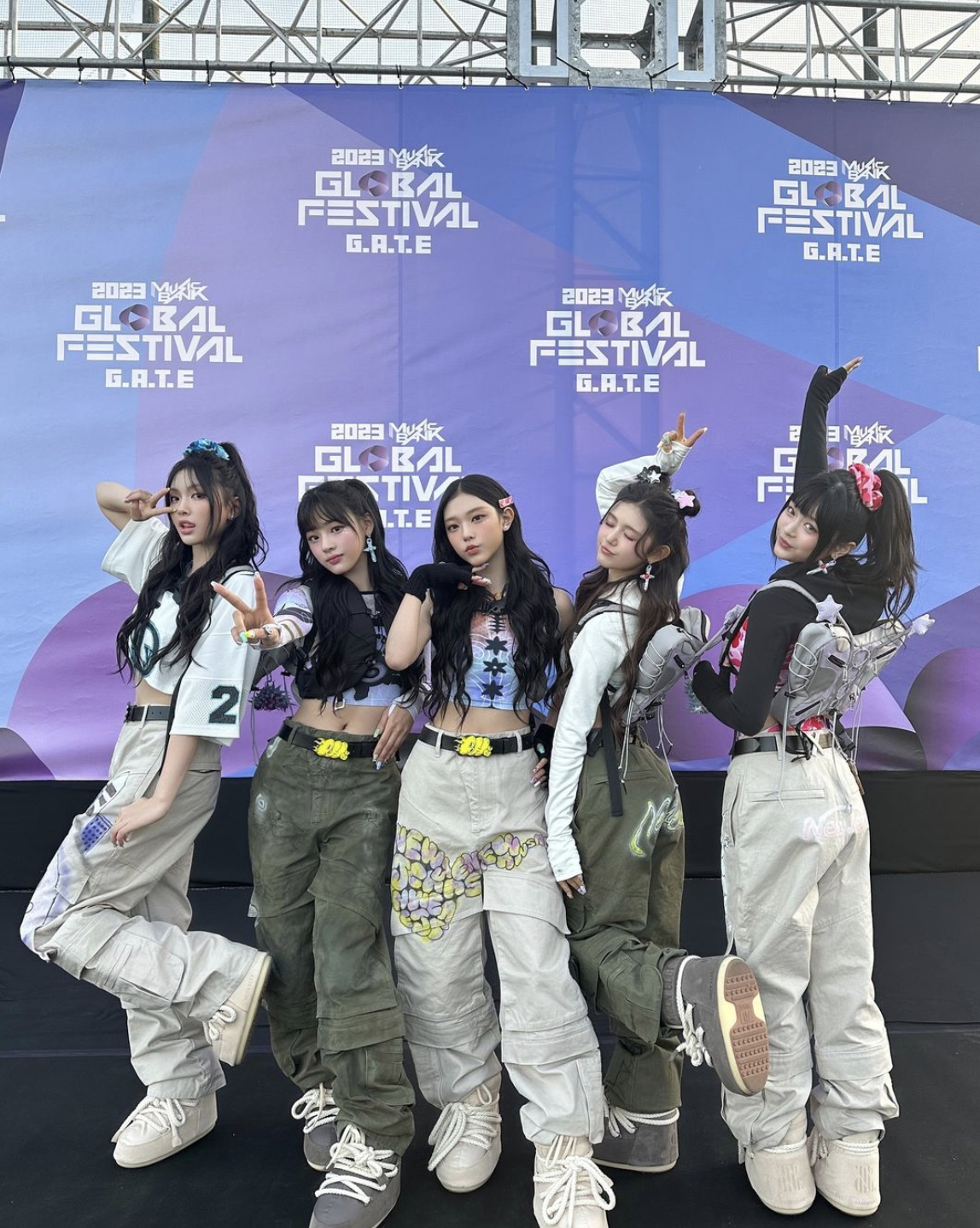 不是 BTS，也不是 BLACKPINK！韓網票選 2023 年最受歡迎 K-POP 歌手榜單出爐！網友：這我可以！