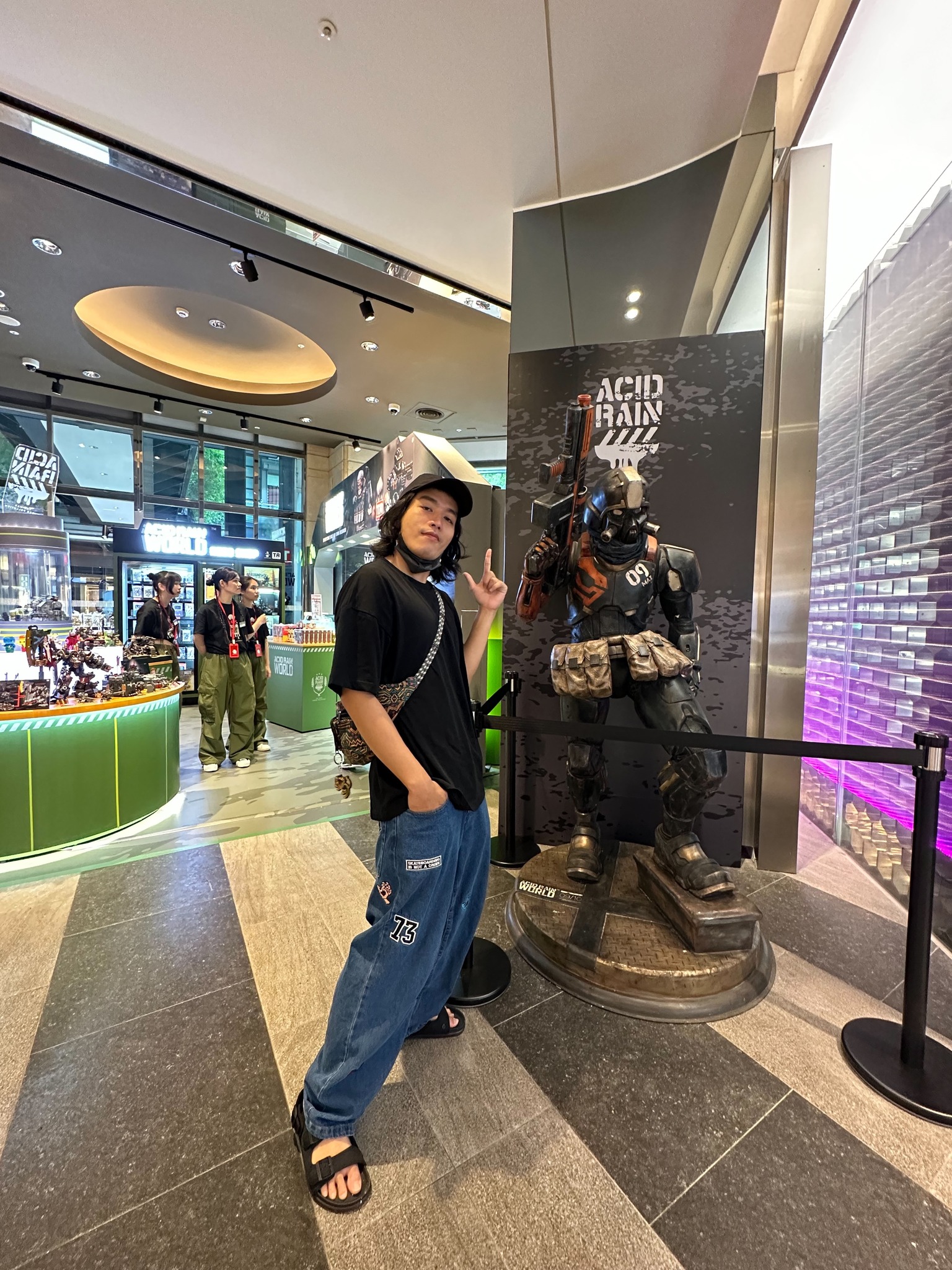 RJ 阿傑遭網紅爆劈腿又約！女 Coser 轟「不知道在自戀什麼」，還加碼曝光對話紀錄！