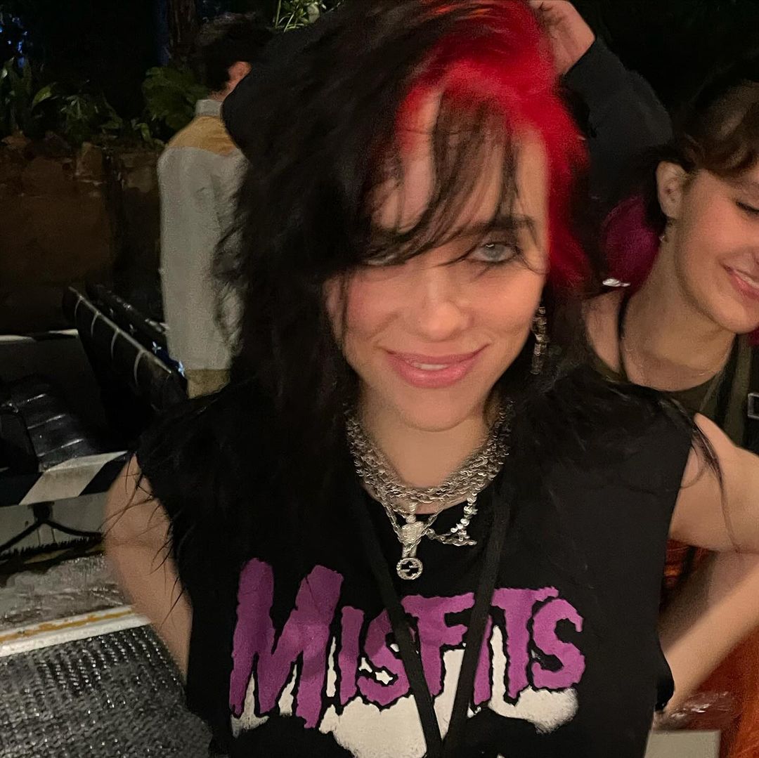 怪奇比莉鬆口出櫃！承認「被女性吸引」驚訝喊：原來大家都不知道嗎