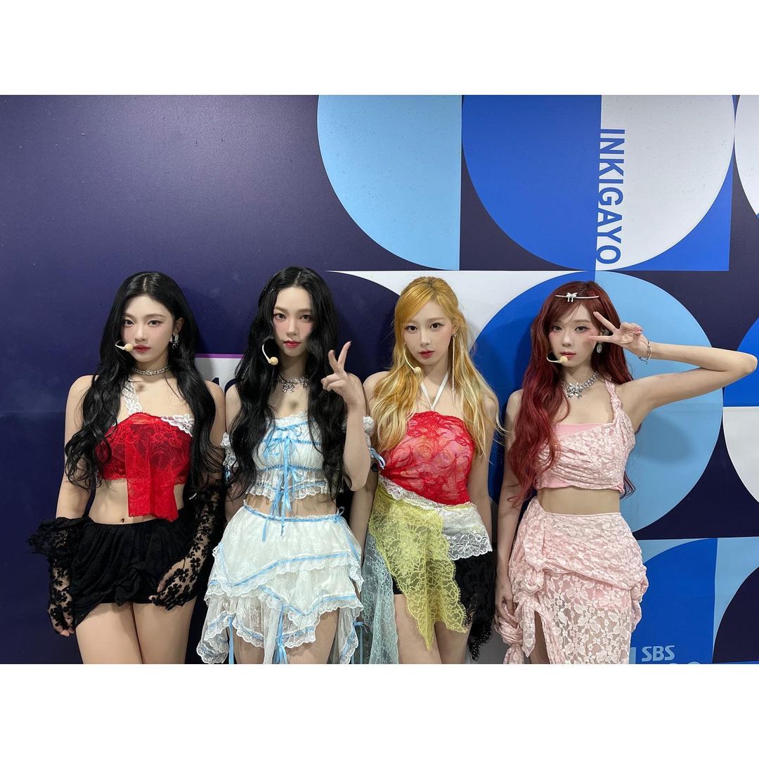 失控男粉持相機衝上台找 aespa！距離 Winter 只差一步秒遭保鑣壓制　驚悚畫面曝光