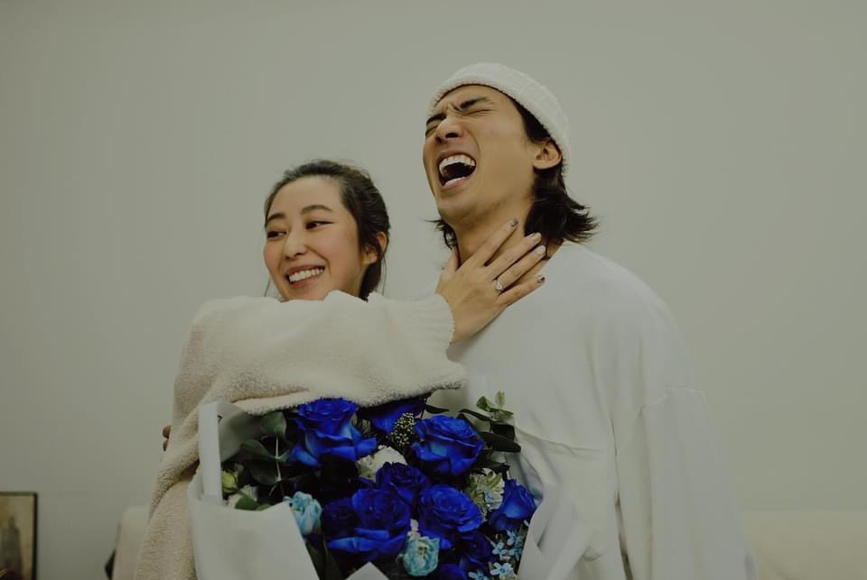 林哲熹求婚成功10年女友！曬「超大鑽戒」甜喊：簡單卻快樂