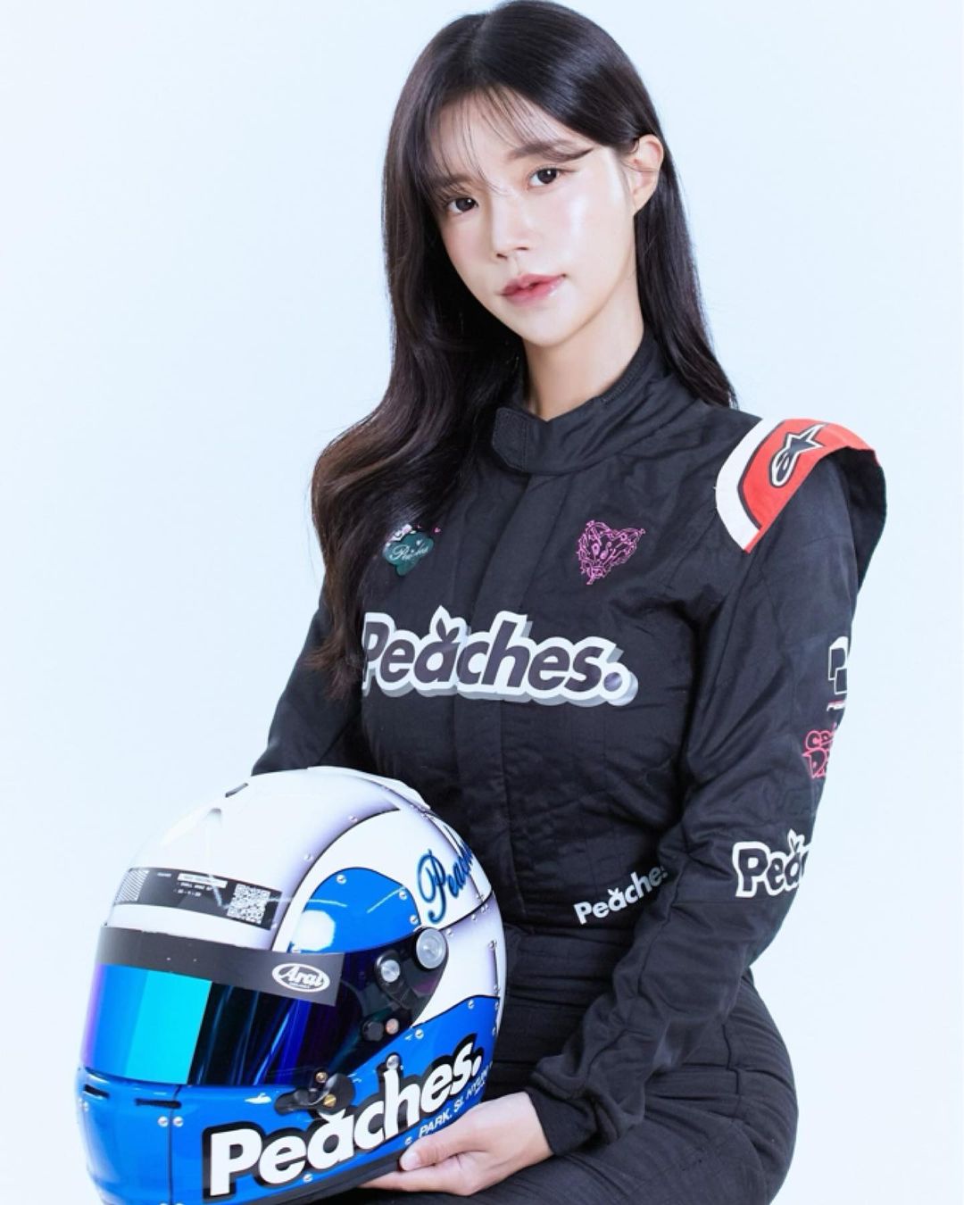 一言不合就開車！南韓賽車女神天使臉孔、魔鬼身材，車技更是一流！網友：想和她學開車⋯