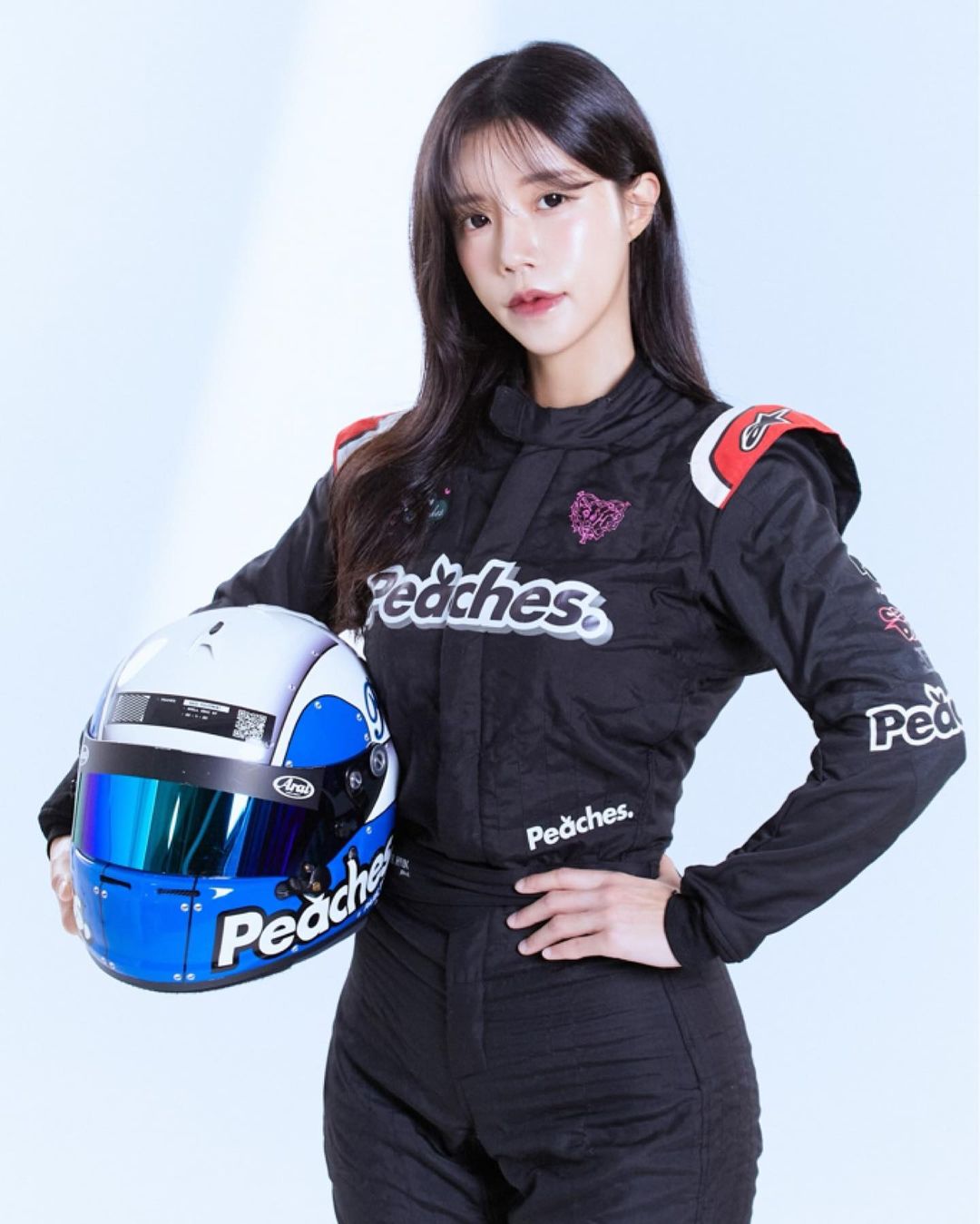 一言不合就開車！南韓賽車女神天使臉孔、魔鬼身材，車技更是一流！網友：想和她學開車⋯