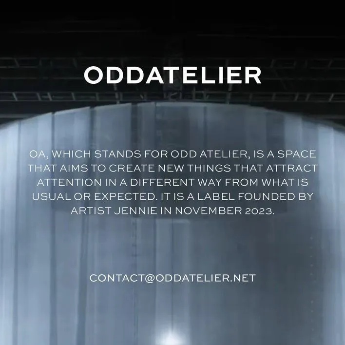 ODD ATELIER 是 Jennie 在今年 11 月創立