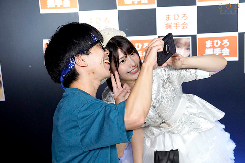 滿足與偶像超親密接觸！唯井真尋飾演 AV 版《我推的孩子》 網讚：這才是我要的真人版！