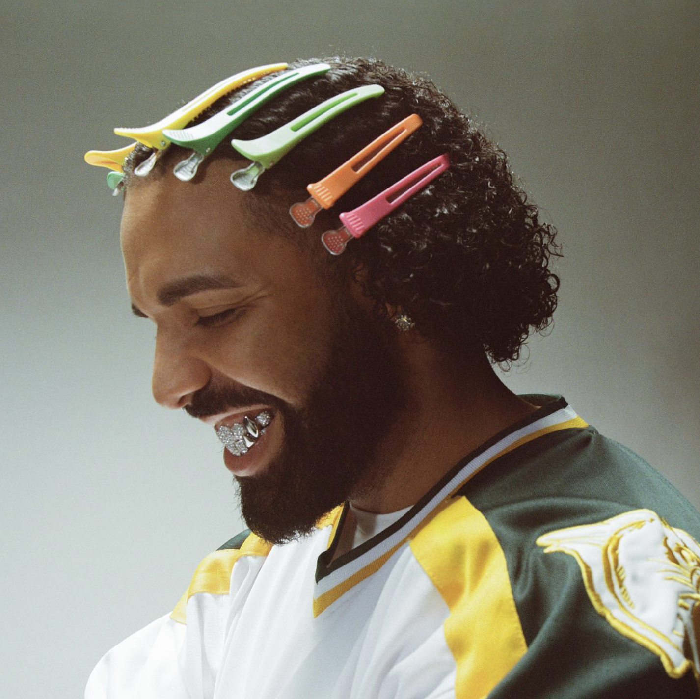 不是 Travis Scott，也不是 XXXTentacion！2023 年 Spotify 上播放次數最多的饒舌歌手是他！網友：實至名歸！