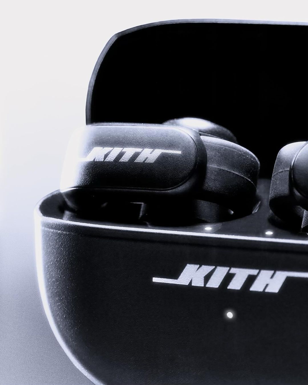 顏值音質兩不誤！Bose x Kith 首度跨界聯名 Ultra Open Earbuds 開放式真無線耳機