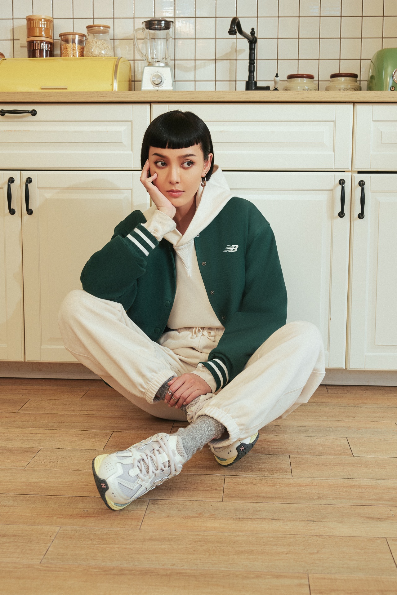 新年要換新衣吧？New Balance 攜手李函、 水兒、王品澔演繹 2024 年全新系列！