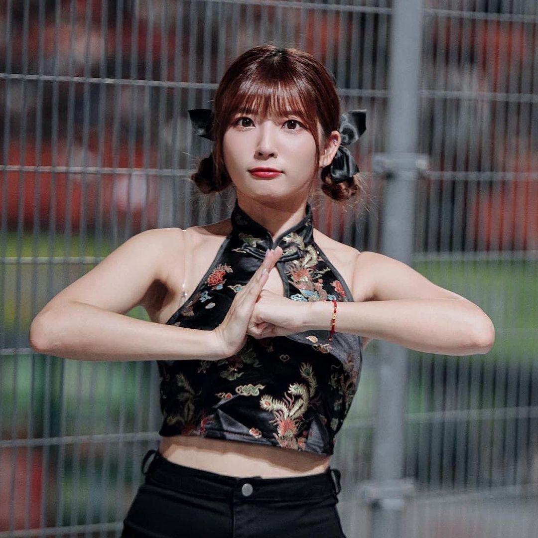 不可以瑟瑟！啦啦隊女神「瑟七」泰國罕秀火辣比基尼，網瘋喊：泰辣！