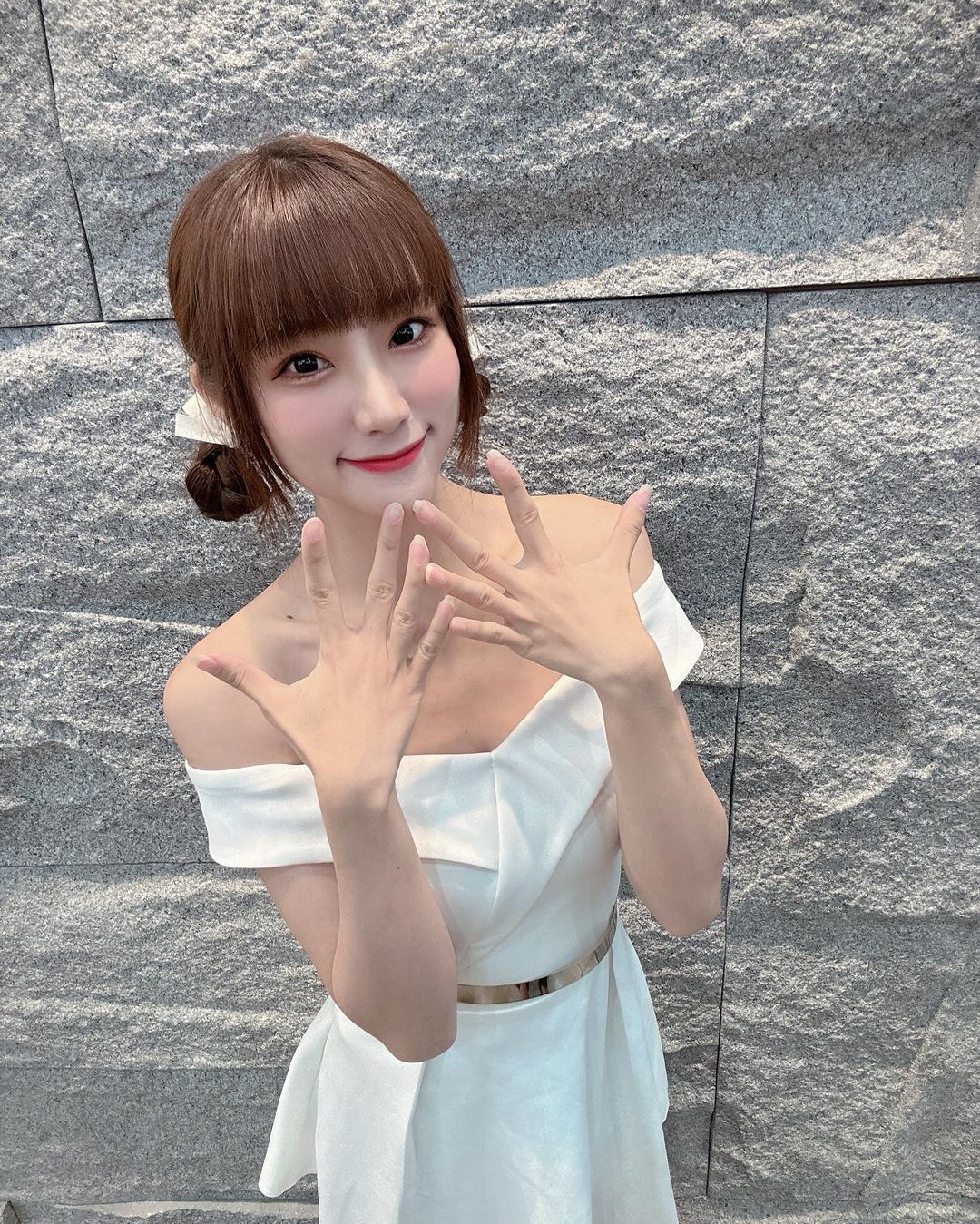 1/27 與女神面對面！啦啦隊隊長「 Amber 倩宇」擔任一日店長，粉絲手刀報名！