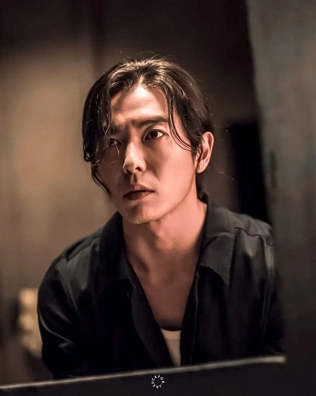 韓國最帥屠夫雙打！《死期將至》金智勳、金材昱 2 位「美男殺人魔」自相殘殺，帥臉濺血迷死粉絲！