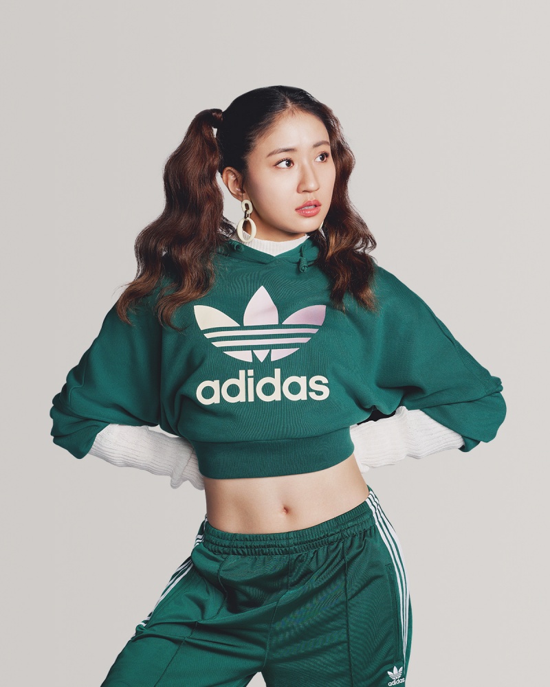 重現復古魅力！婁峻碩、9m88 詮釋 adidas Originals 全新 adicolor 系列，玩出新年繽紛色彩！