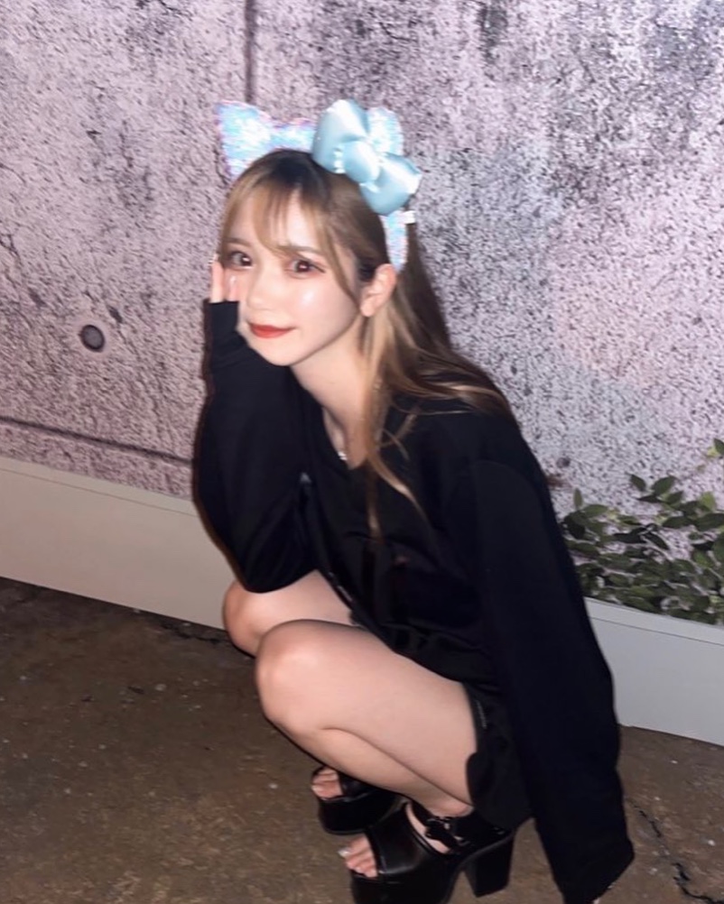 因性感內衣代言慘遭退學！日本女高中生將以寫真偶像出道　公開全新照片大讚最強 Body