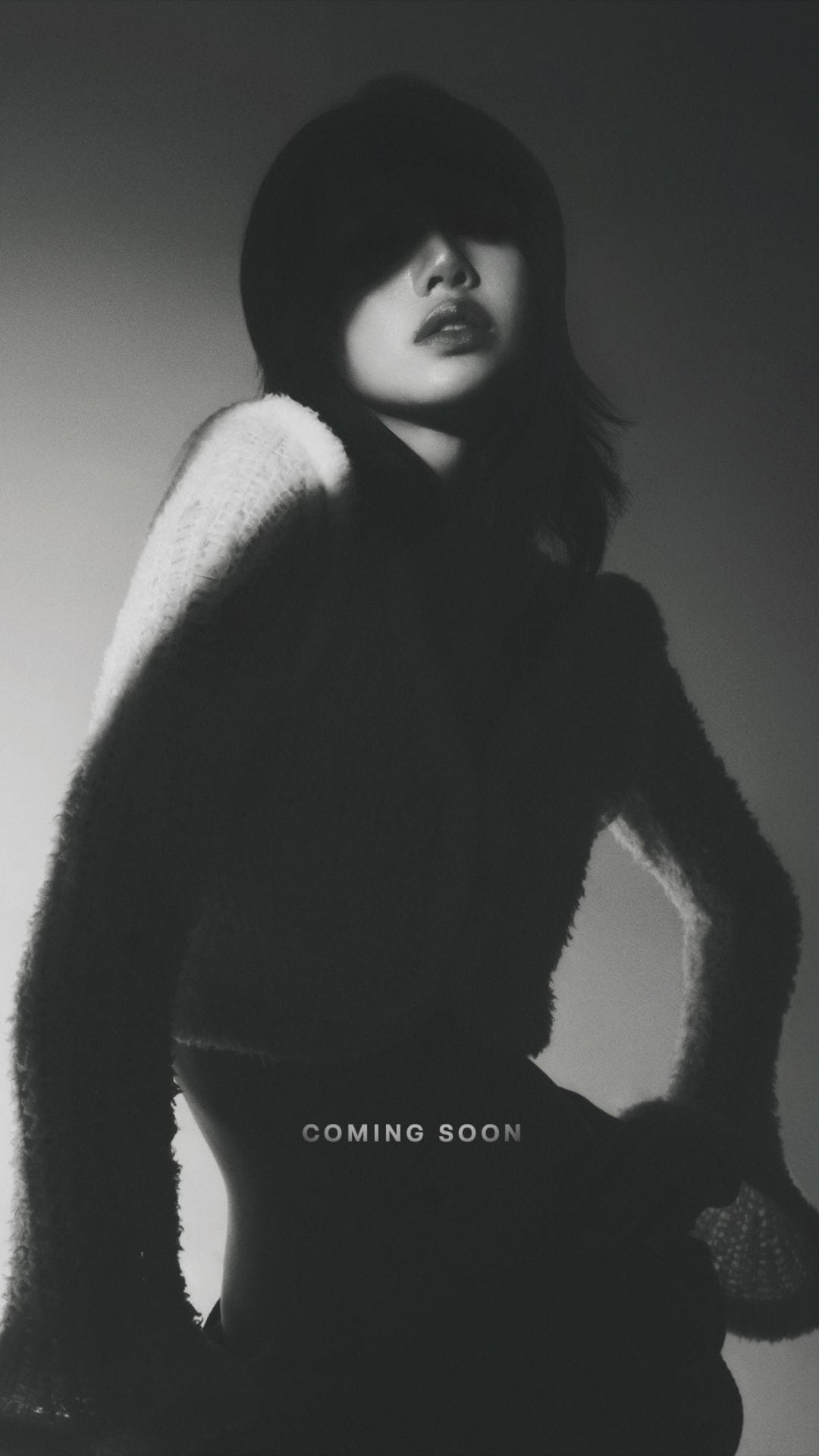 《BLACKPINK》Lisa 話題不斷！個人廠牌官網驚見台灣活動花絮！