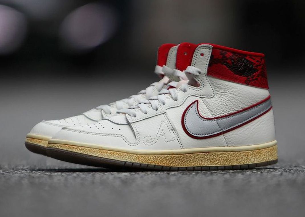 懸掛天花板的頂級聯名！Awake NY x Jordan Air Ship 飛人標誌竟暗藏細節？！