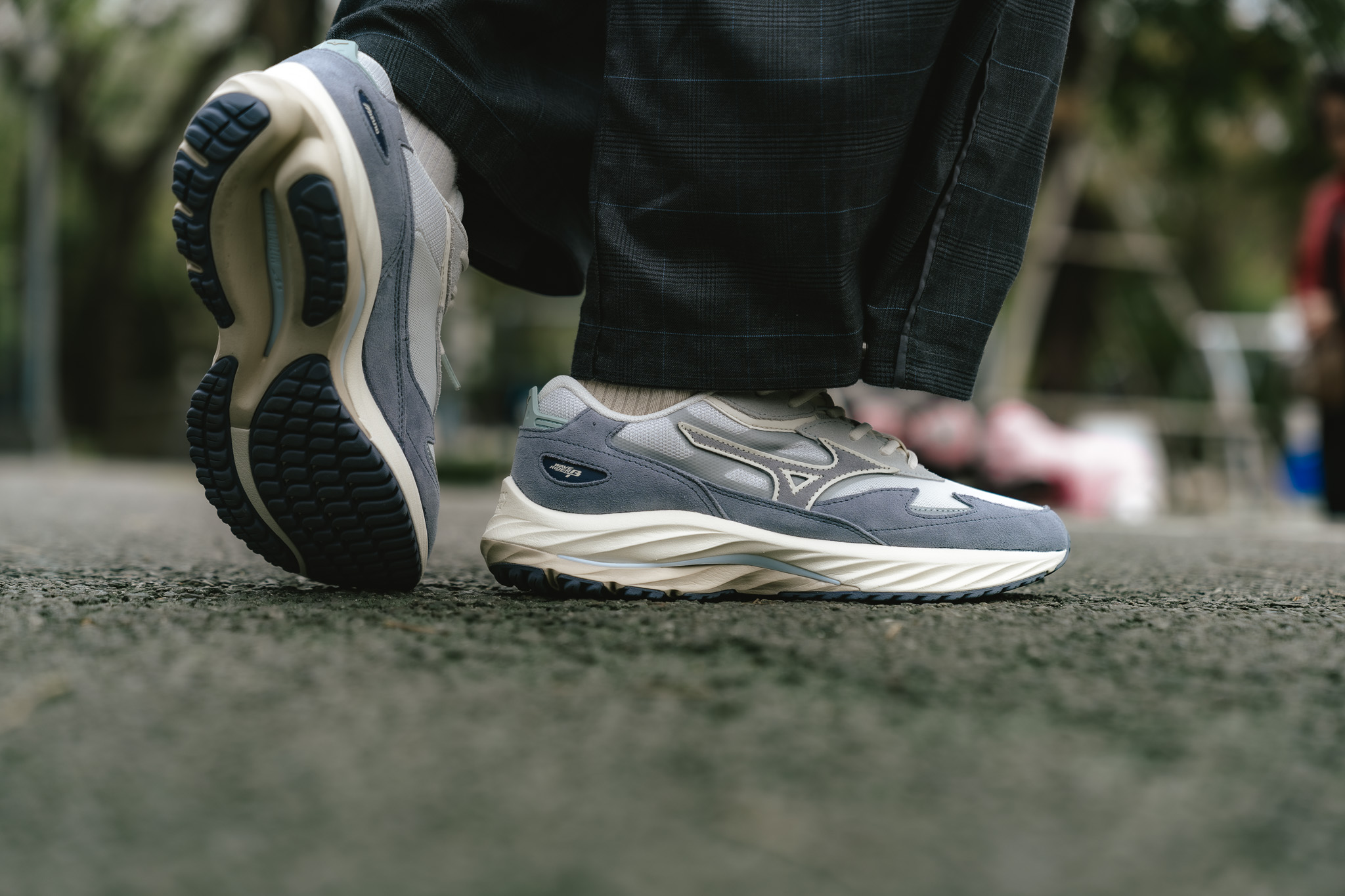 混血王子的Mizuno Wave Rider β，古著氛圍的外表下是強韌的運動骨子，大展現代復古潮流，還有限量抽獎活動！