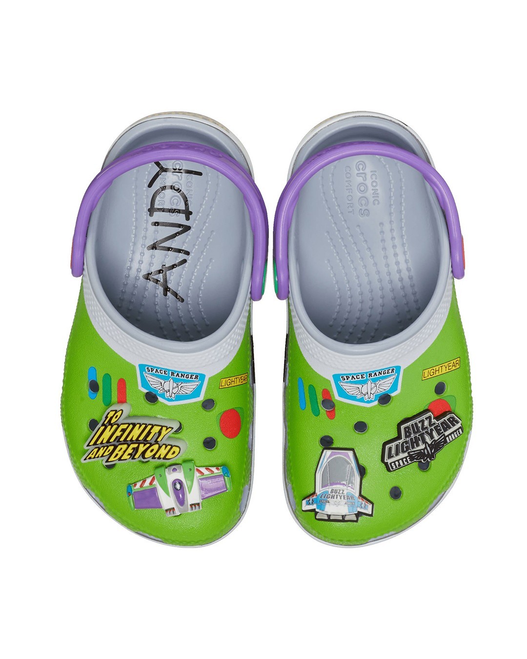 我的拖鞋裡有蛇！ Crocs x《玩具總動員》聯名完整還原角色細節！