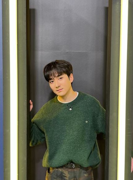 男偶像揪粉絲辦「3天2夜旅遊見面會」開價99萬　韓網秒掀兩派爭論