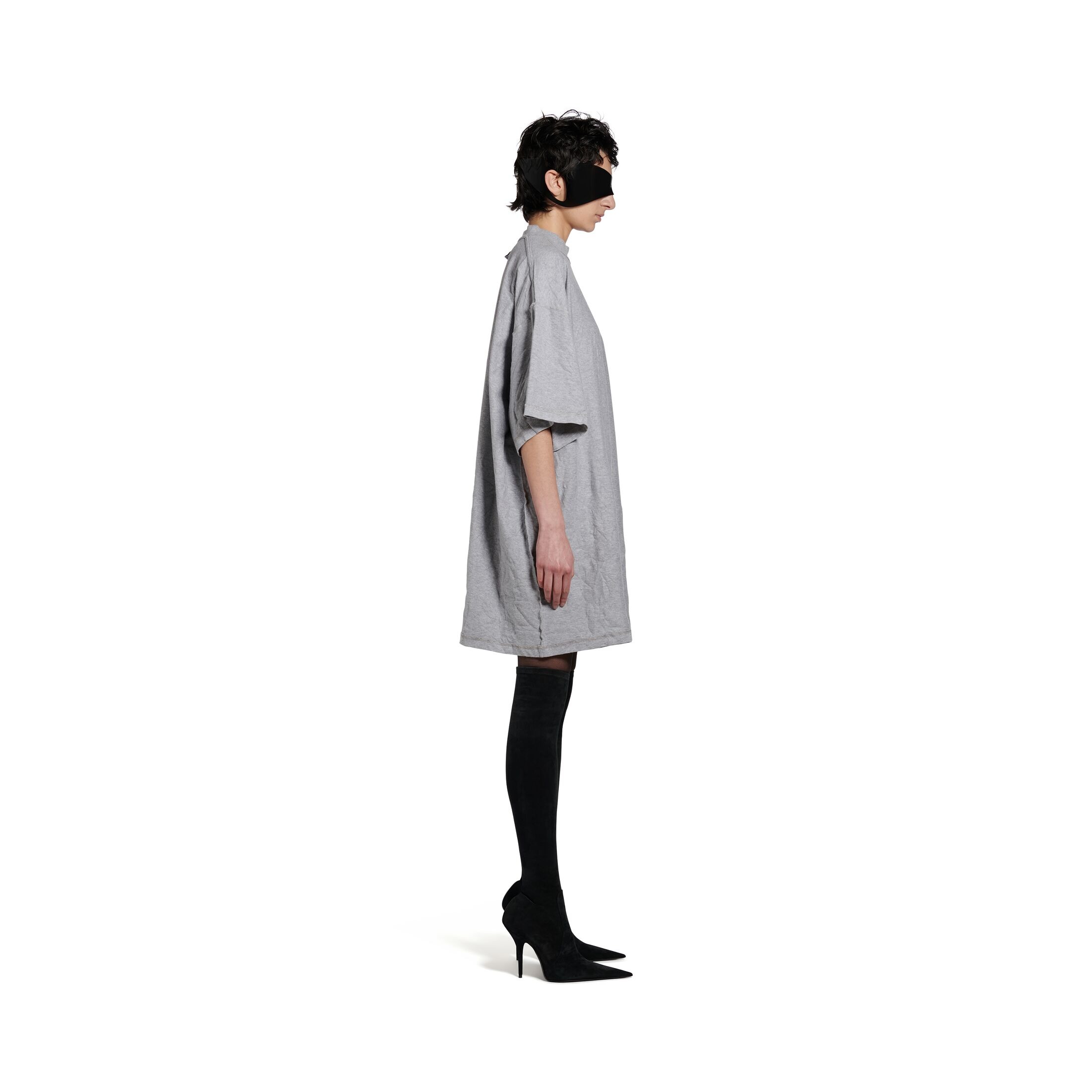 宣傳效果十足！BALENCIAGA x eBay 合作系列引起熱議