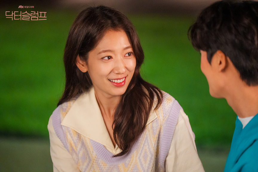 網路話題討論累積 TOP 5 公開！《和我老公結婚吧》主演群全上榜！《低谷醫生》暖心劇情擄獲觀眾的心！