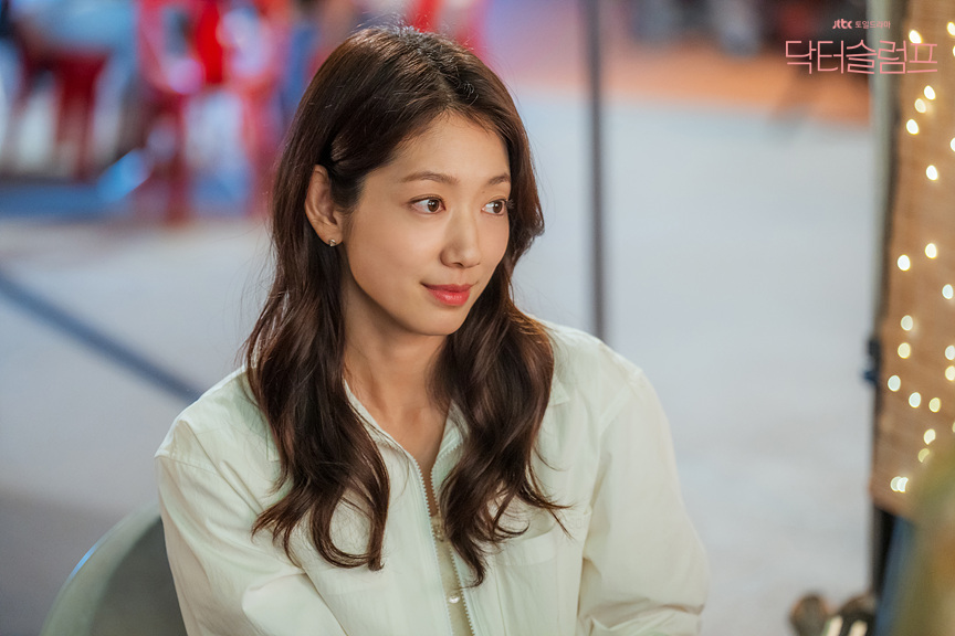 網路話題討論累積 TOP 5 公開！《和我老公結婚吧》主演群全上榜！《低谷醫生》暖心劇情擄獲觀眾的心！