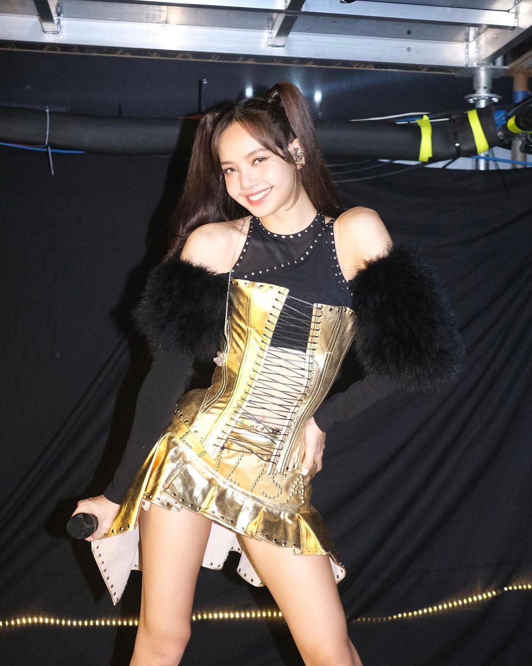 Lisa 生日快樂！今迎 27 歲生日　BLACKPINK 3 閨女「卡點齊發聲」團魂不滅