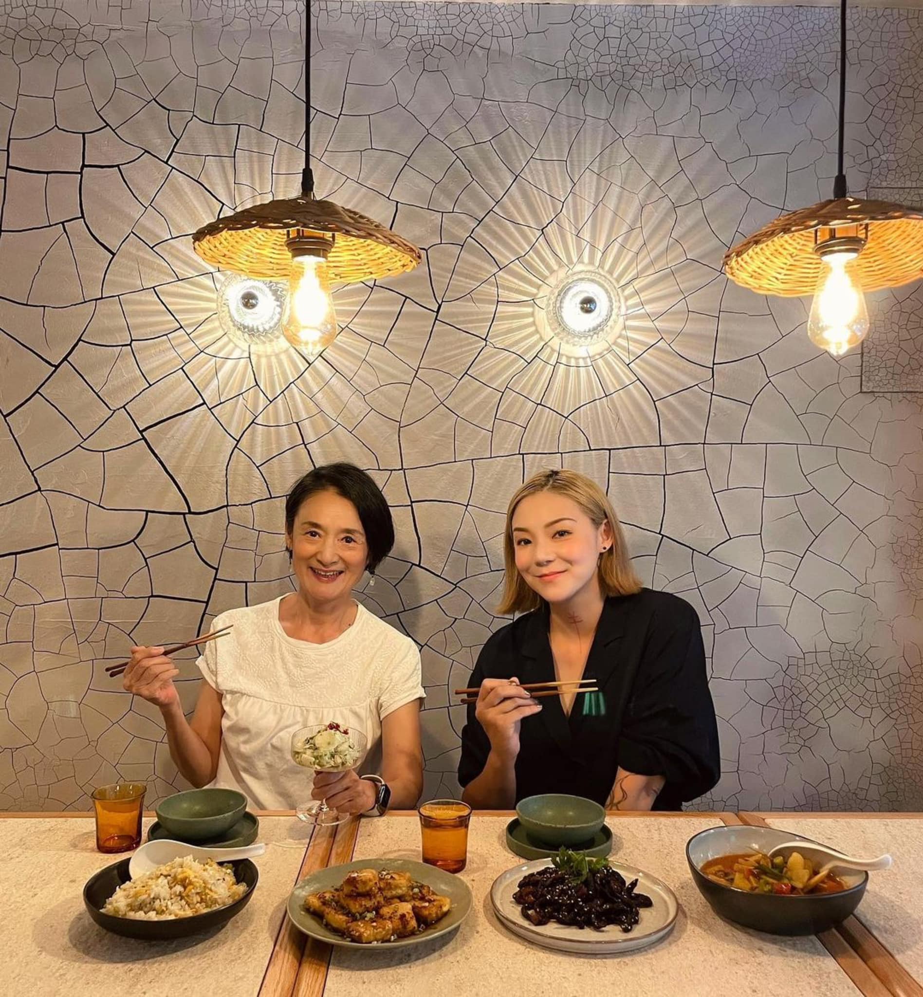 丹丹漢堡漲價嚇跑客人？歐陽靖看結帳金額驚呼「台北人覺得驚嚇！」網友：南霸天當之無愧