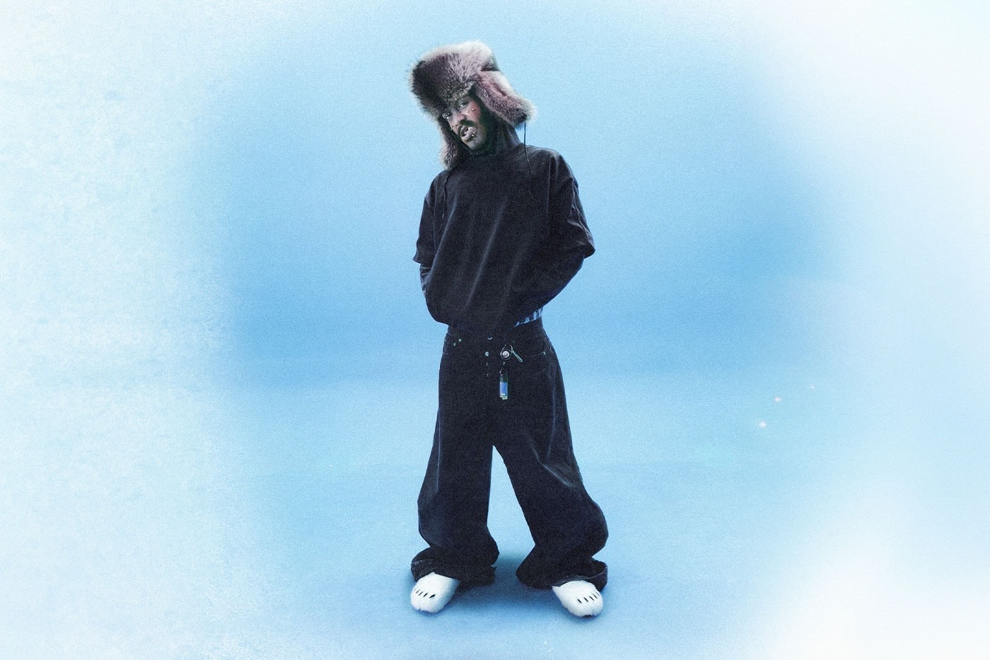 越看越上頭？Bravest Studios 正式推出「北極熊爪」造型鞋款